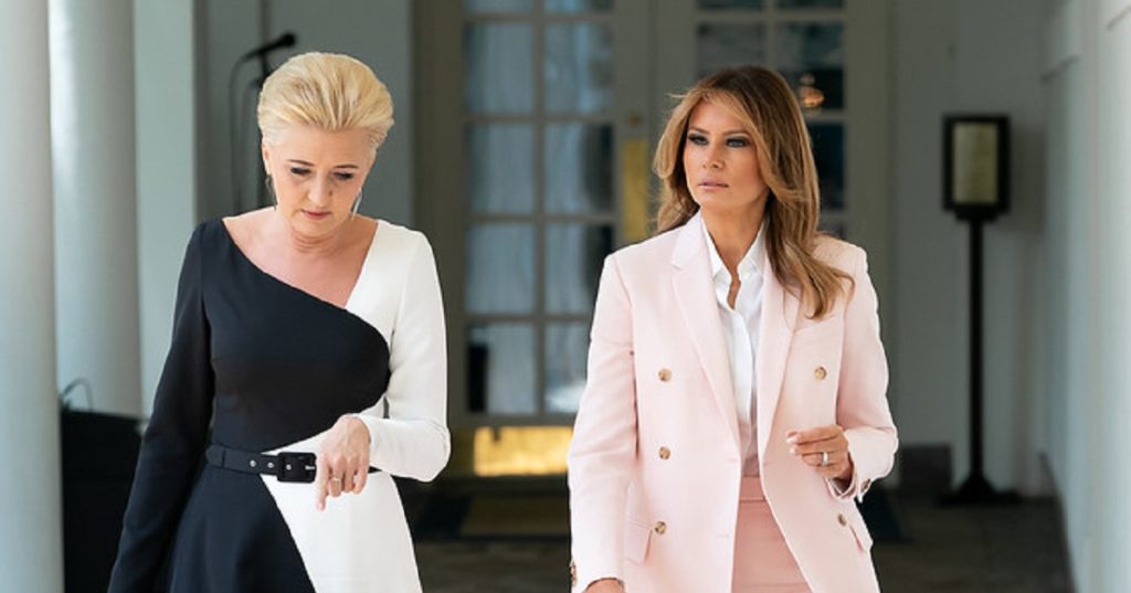melania trump attacked by bette midler