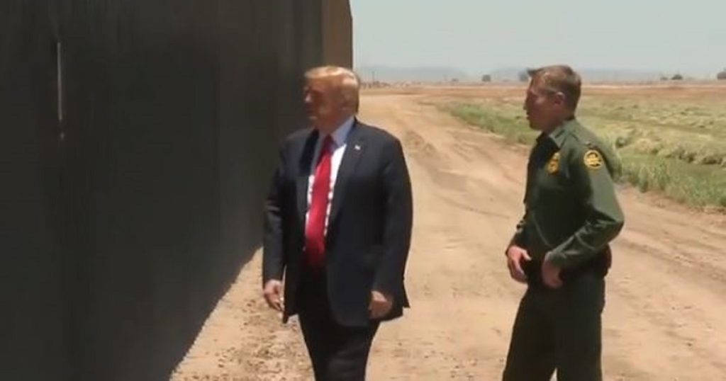 Trump at Border Wall